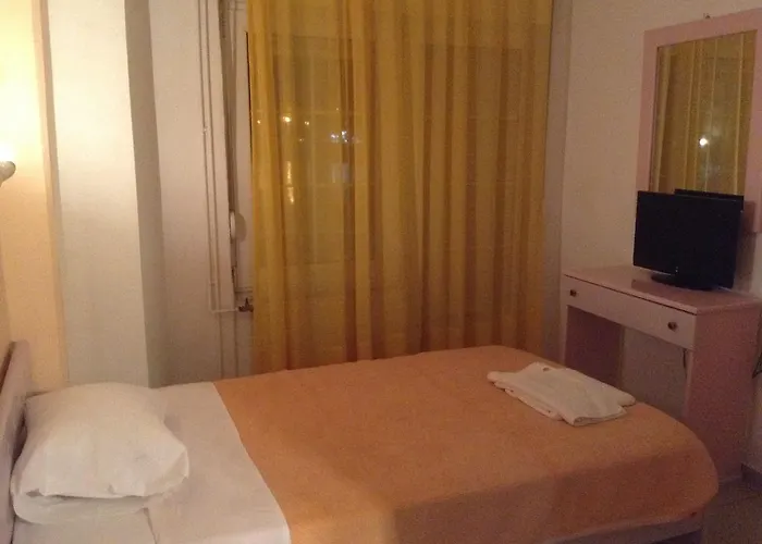 ιάσων Ξενοδοχείο *